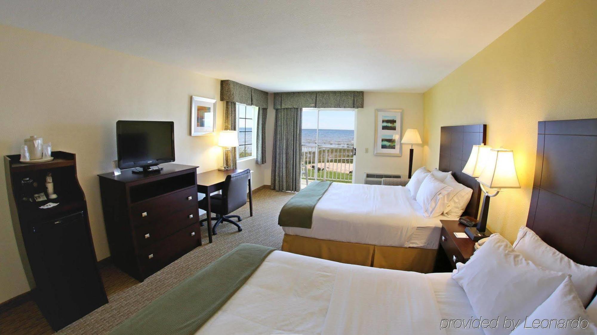סיינט איגנס Holiday Inn Express St Ignace-Lake Central By Ihg מראה חיצוני תמונה